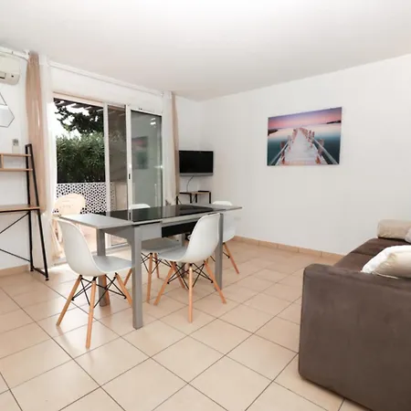 Comelya, Climatisation, Terrasse, Piscine, Tennis Hébergement de vacances Agde